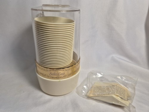 Vintage 1970s solo cup - solo,